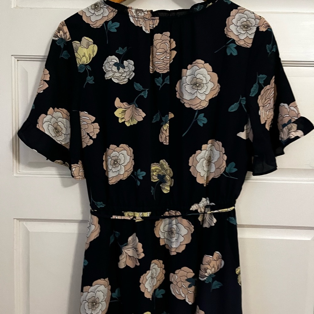 Loft Floral Midi Dress (M) New - Picture 2 of 3